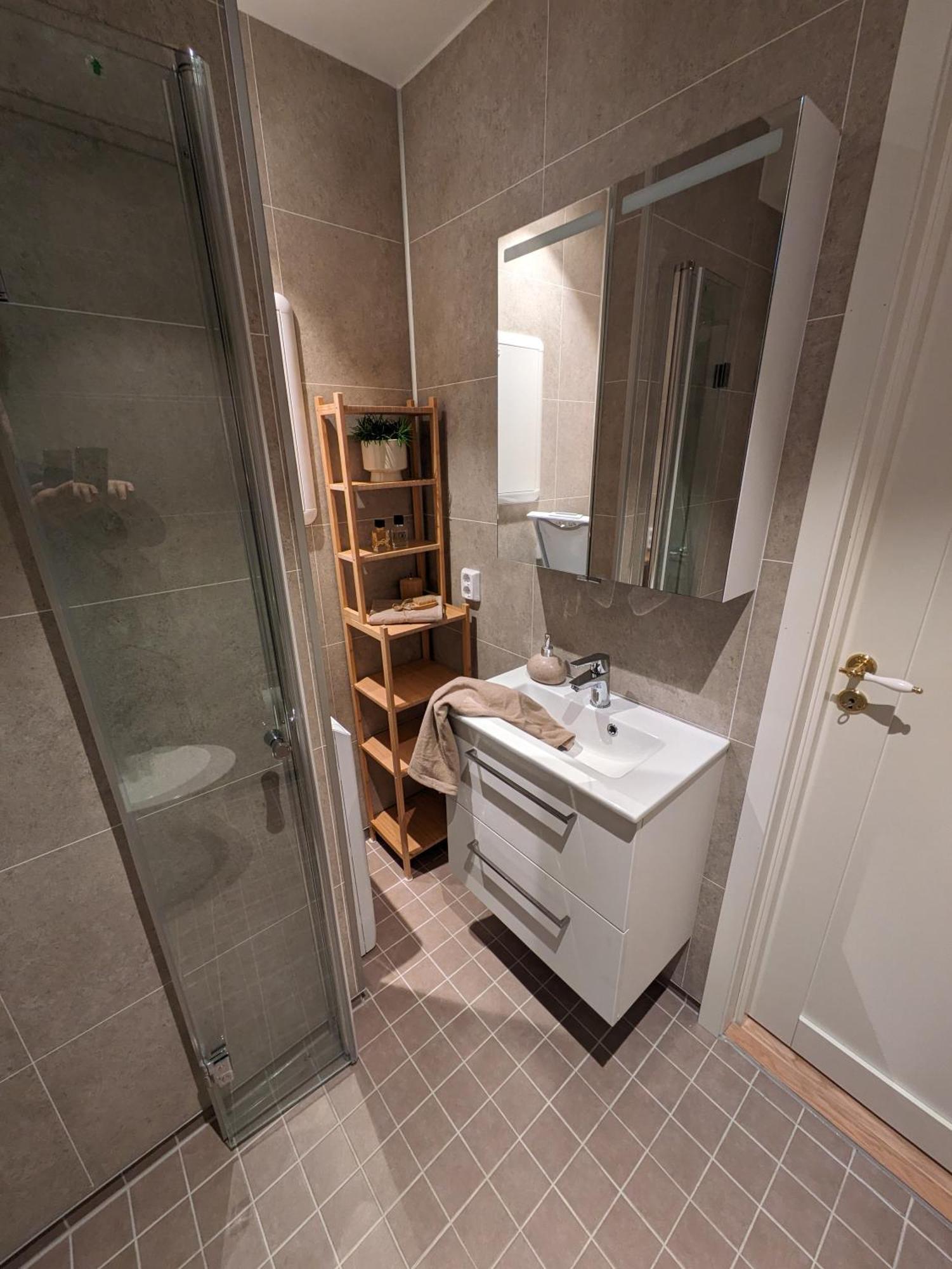 Meget Hjemmekoseligisentraltinyoppusset Leilighet Bergen Bagian luar foto